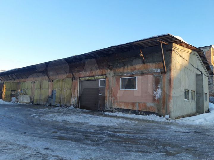 Гараж, > 30 м²