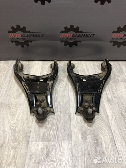 Рычаг передний Nissan Terrano 3 D10