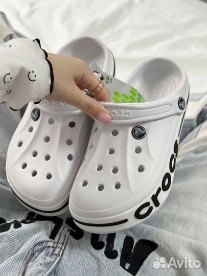 Женская обувь crocs