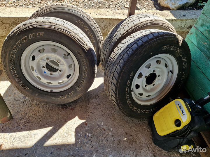 R16 Bridgestone Dueler A/T 245/70, PCD 5x139.7 DIA 28