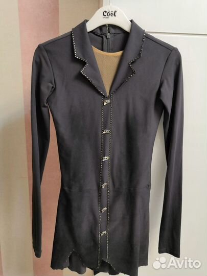 Платье для выступлений по фигурному катанию