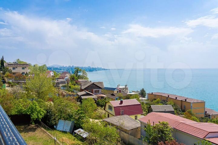 Дом 470 м² на участке 17 сот.