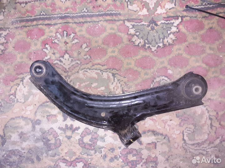 Рычаг левый нисанн тиида