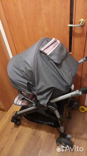 Прогулочная коляска трость