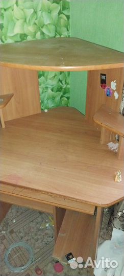 Компьютерный стол