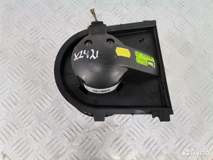 Моторчик печки для Audi A4 B5 8D1819021A