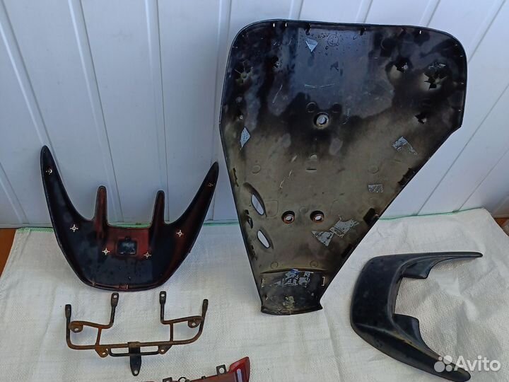 Пластик клюв Honda dio af-28zx