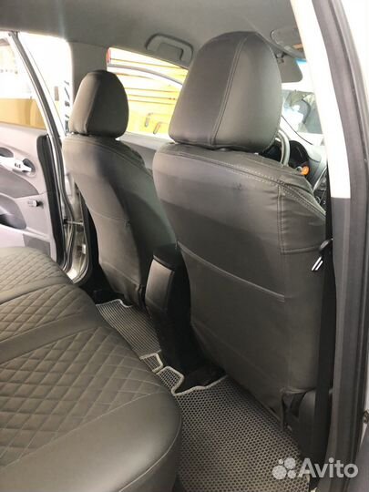 Модельные чехлы для Mitsubishi L200