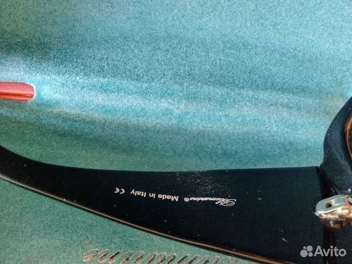 Солнцезащитные очки женские брендовые