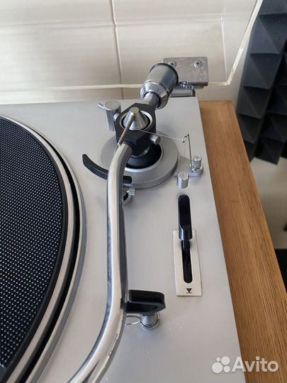 Проигрыватель винила Yamaha YP 700C