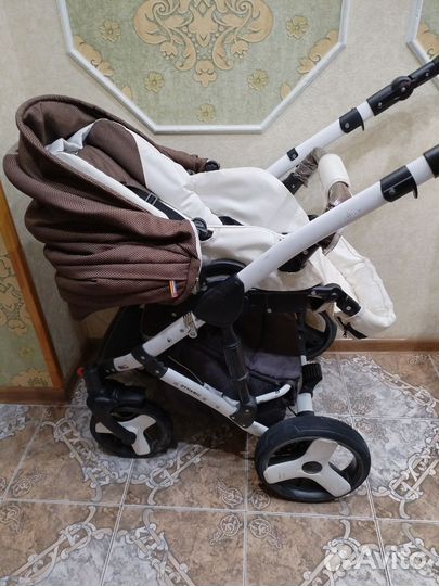 Коляска 3 в 1 с автолюлькой