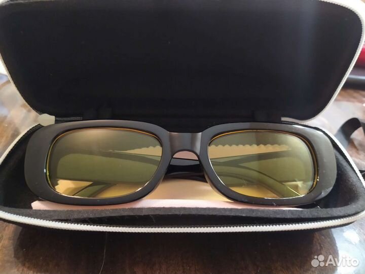 Солнцезащитные жёлтые очки