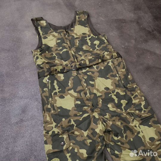 Полукомбинезон зимний.Брюки зимние