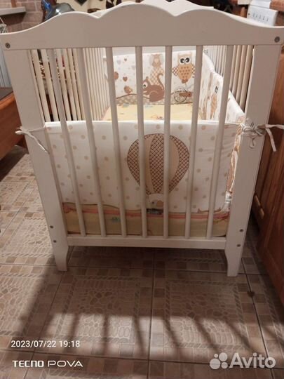 Детская кроватка