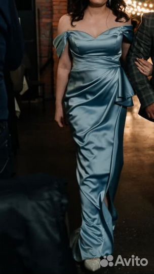 Вечернее платье
