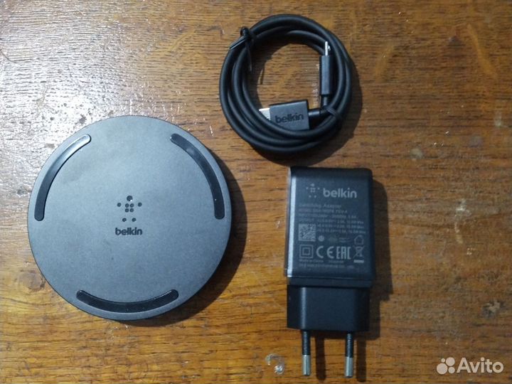 Беспроводная зарядка белкин