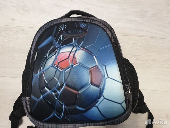 Школьный рюкзак