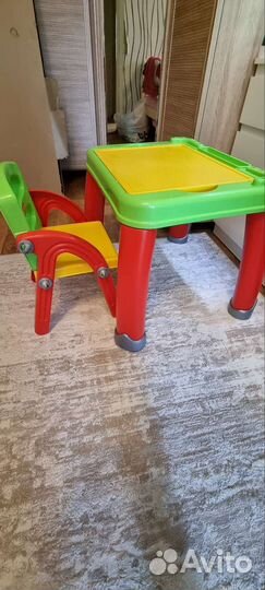 Стол детский