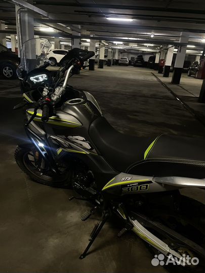 Мотоцикл Kainvo 300