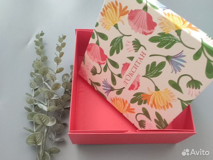 Коробка локситан