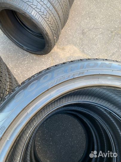 Pirelli Scorpion Winter 285/40 R22 и 325/35 R22 114W