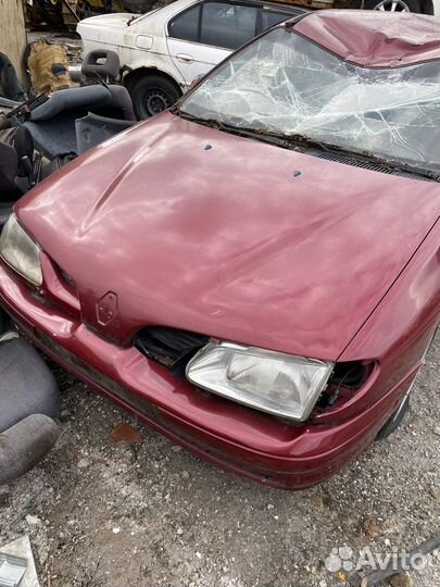 Блок управления двигателем Renault Megan