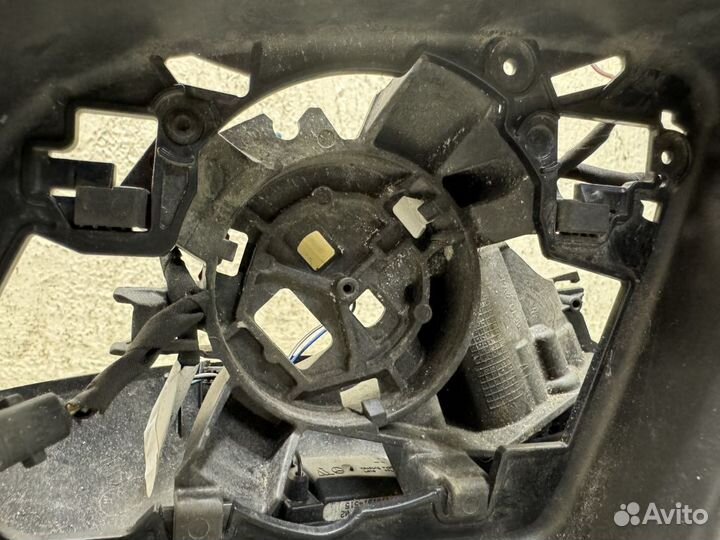 Зеркало левое Mercedes X253 GLC