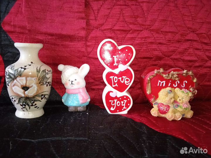 Статуэтки, вазочки