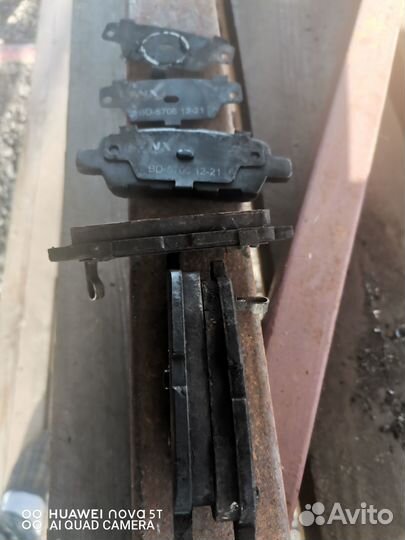 Тормозные диски и колодки Ниссан икс трейл т31