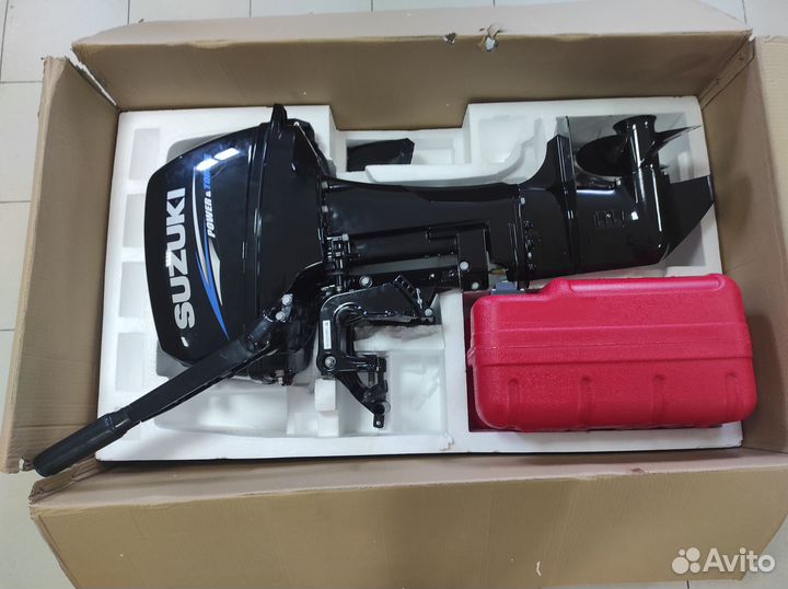 Лодочный мотор Suzuki (Сузуки) DT 9.9 лс (Витрина)