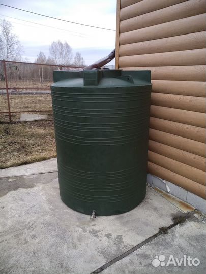 Емкость для воды, 2 и 4 куба