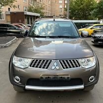 Mitsubishi Pajero Sport 3.0 AT, 2012, 180 000 км, с пробегом, цена 1 830 000 руб.