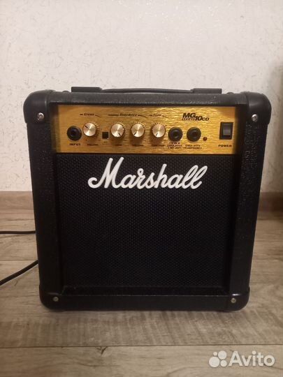 Гитарный комбоусилитель marshall