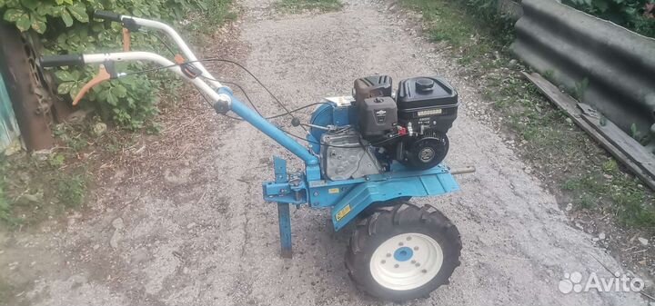 Мотоблок Нева мб-2 2013г двиг. Briggs & Stratton