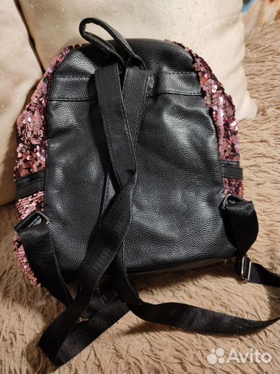 Рюкзак для девочки с пайетками