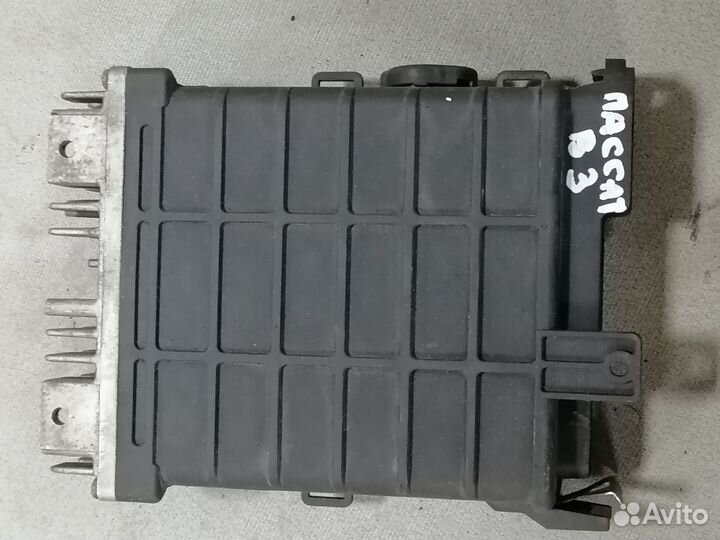 Блок управлен.двс Volkswagen Passat B3 1988-1993