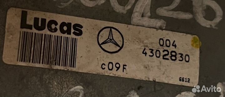 Усилитель тормозов вакуумный Mercedes-Benz E-класс