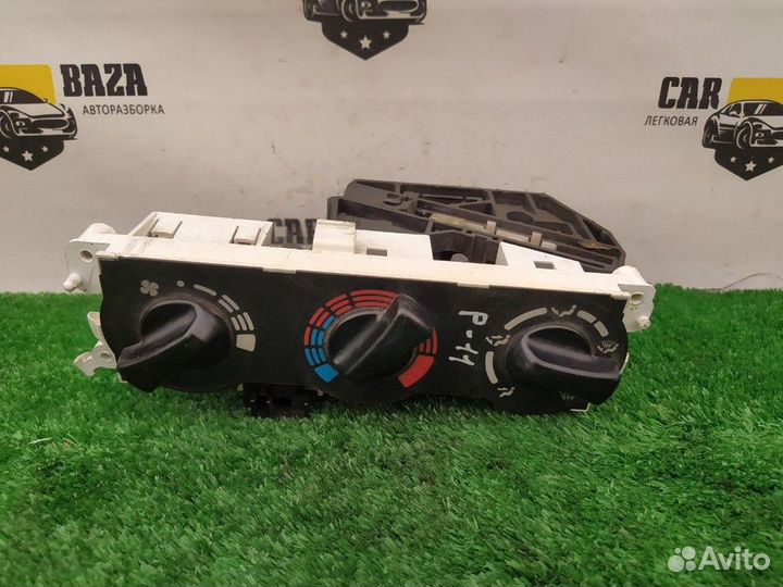 Блок управления климат-контролем Nissan Primera