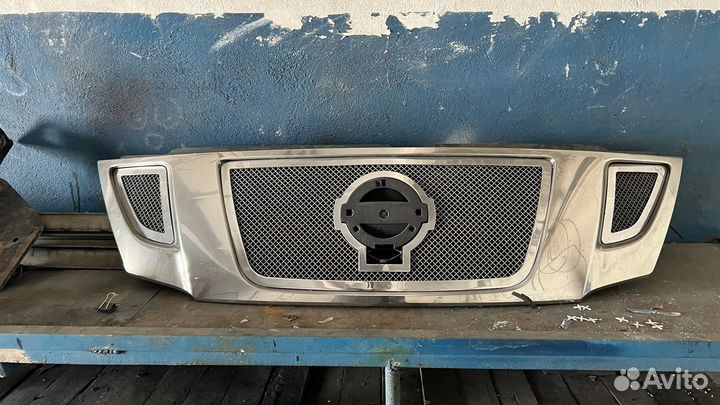 Решетка радиатора nissan patrol y62