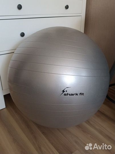 Гимнастический мяч фитбол 65