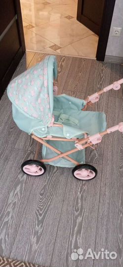Кукольная коляска для куклы
