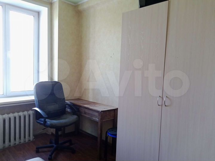 Комната 14 м² в 1-к., 4/5 эт.