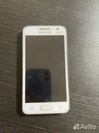 Телефон Samsung