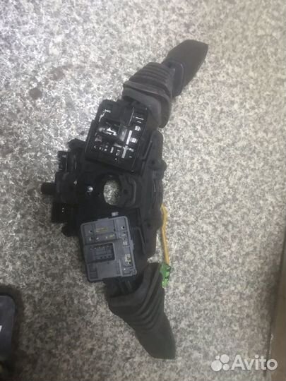 Переключатель подрулевой Opel Antara 1