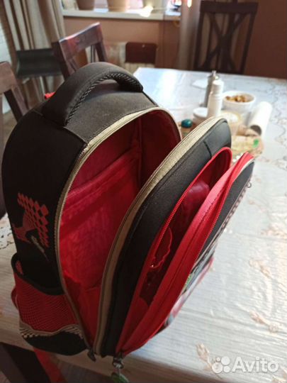 Школьный рюкзак