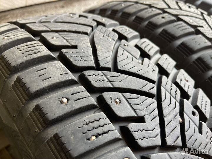 Cooper Weather-Master S/T 3 195/65 R15