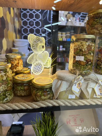 Орехи в меду подарок