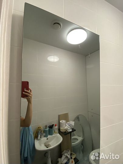 Стеклянная дверь