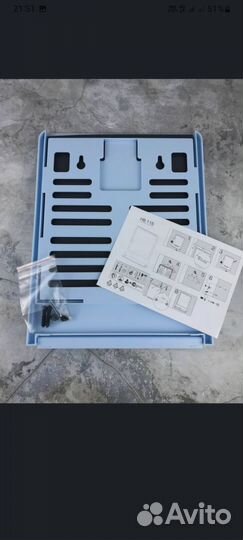 Зеркало с полкой