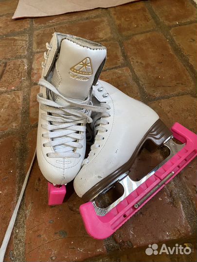 Фигурные коньки jackson artiste